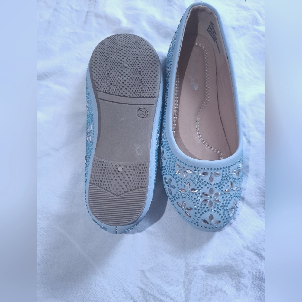 Girls dress shoe size 1
